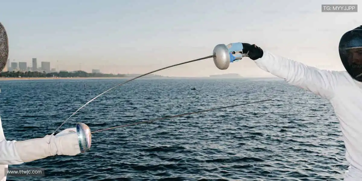 锁定直播间，不错过每一个绝杀瞬间！🎯📺